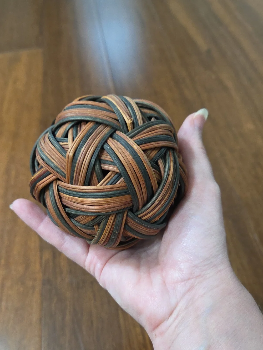 POTTERY BARN WOVEN WICKER KNOT DECORATIVE BALLS